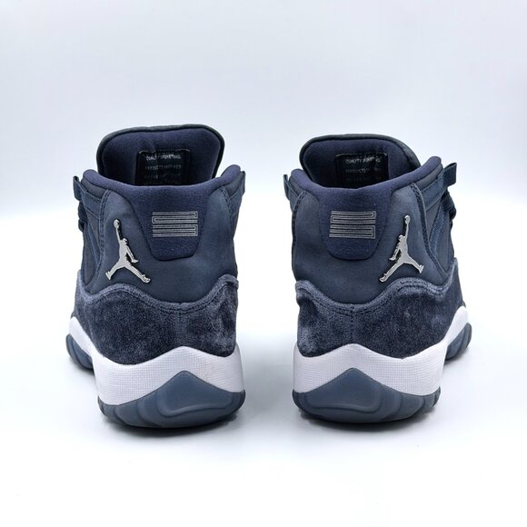Wmns Jordan 11 Retro Midnight Navy - Picture 5 of 10